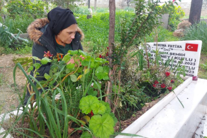 Kendisi için hazırladığı mezara depremde hayatını kaybeden kızını ve torununu defnetti