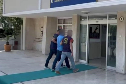 Mersin'de JASAT timleri aranan 2 kişiyi yakaladı   