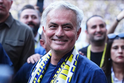 Fenerbahçe'de Mourinho göreve başladı