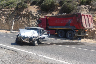 Otomobilin hurdaya döndüğü kaza ucuz atlatıldı 