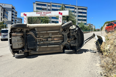 Emniyet kemeri taktı burnu bile kanamadı   