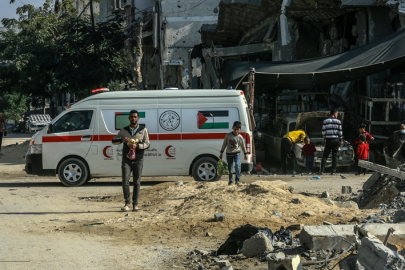 Gazze'de sivil savunma ve acil yardım araçları yakıt eksikliği yüzünden hizmet veremiyor