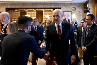 TBMM Başkanı Kurtulmuş, Meclis'te 81 ilden gelen öğretmenleri ağırladı