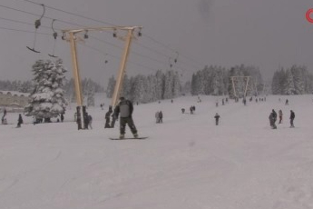 Yılbaşı öncesi Uludağ’da pistler doldu taştı