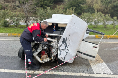 Trafik kazası: 1 ölü, 2 yaralı