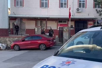 Bursa'da kardeşiyle yürürken eski eşi tarafından ateş açıldı